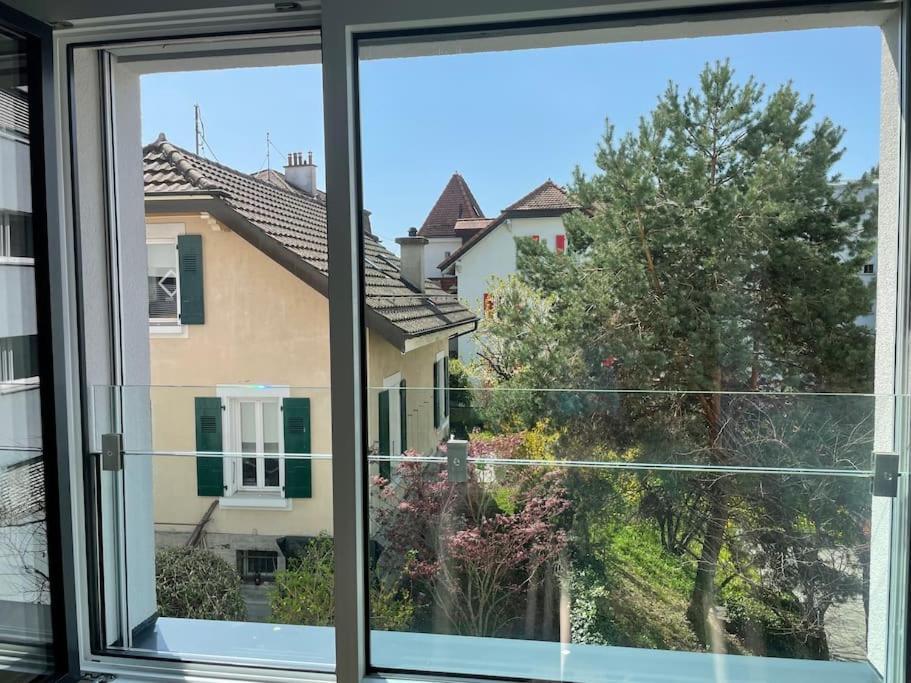 Proche Lausanne: Studio Bien Equipe Lägenhet Prilly Exteriör bild
