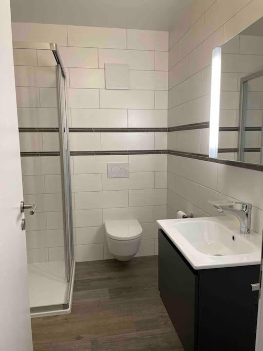 Proche Lausanne: Studio Bien Equipe Lägenhet Prilly Exteriör bild